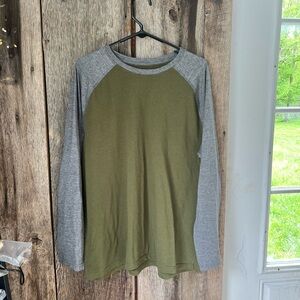 MENS Green and Gray Long Sleeve Shirt